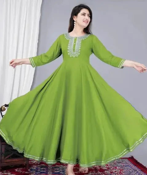 women anarkali kurti